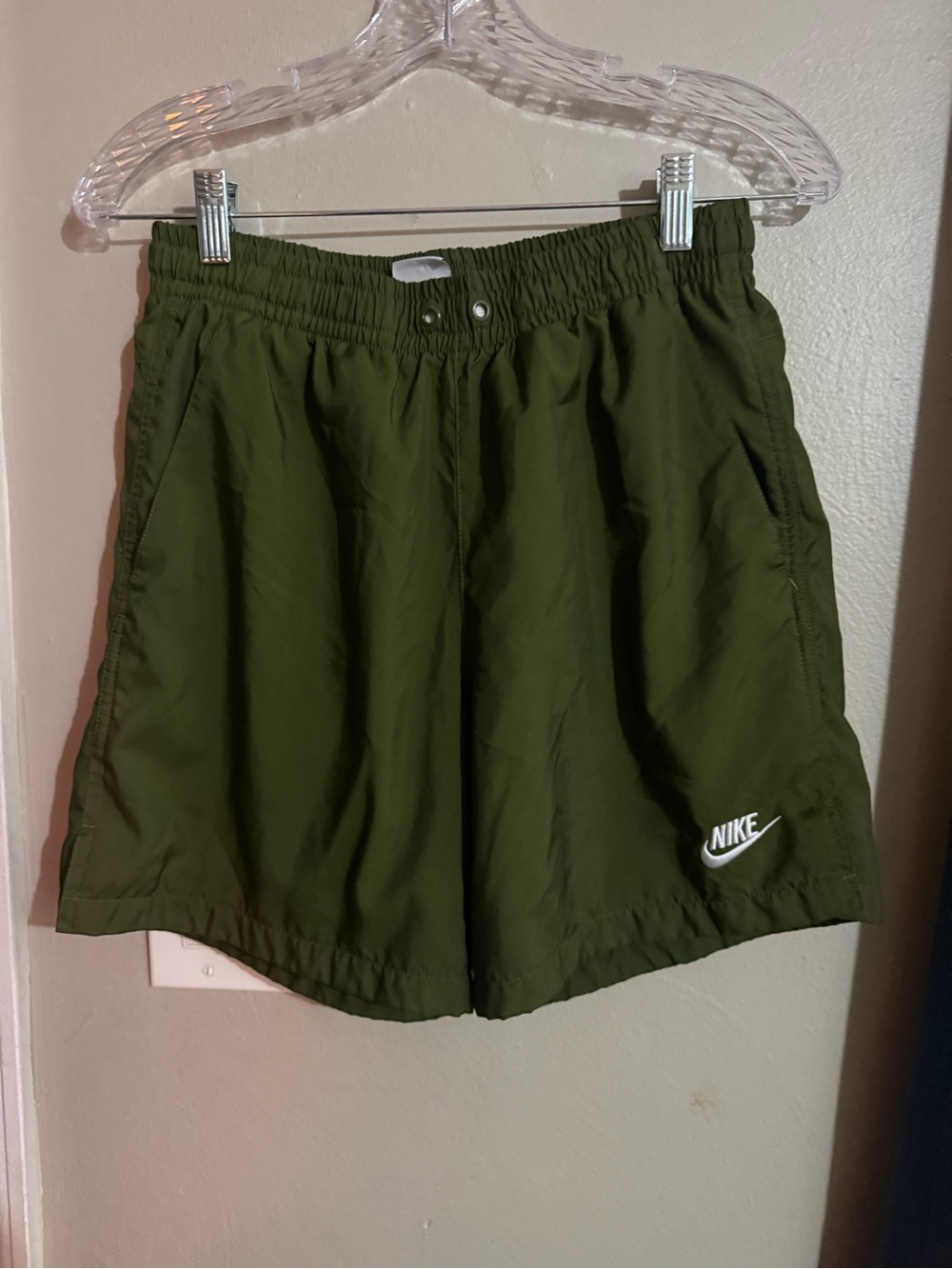 Nike Men's Olive Green Athletic Shorts Small